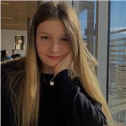 Diplomata al liceo linguistico con maturità francese offre lezioni